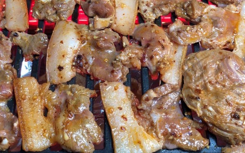 Nướng thịt heo rừng